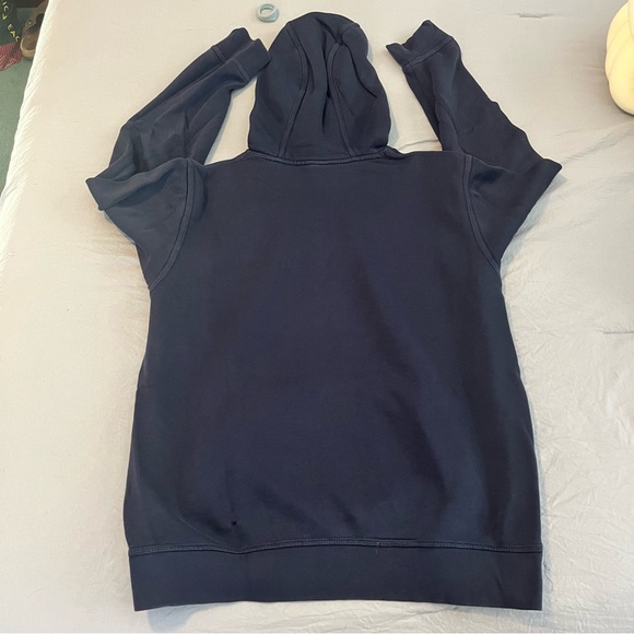 Navy blue Nike center swoosh hoodie - Picture 2 of 4